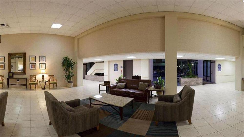 Express Little Rock-airport By Ihg Hotel Little Rock