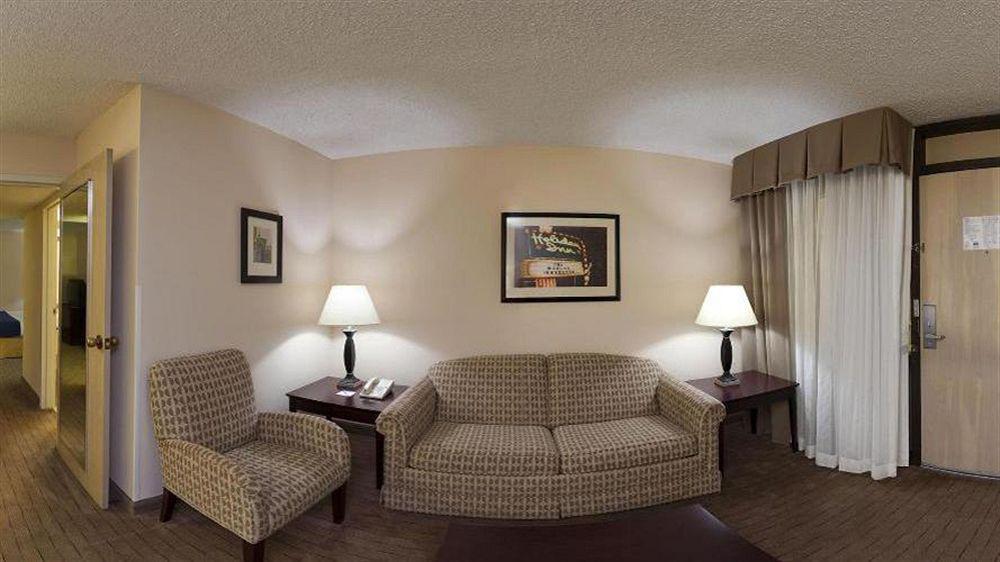 Express Little Rock-airport By Ihg 2* Little Rock