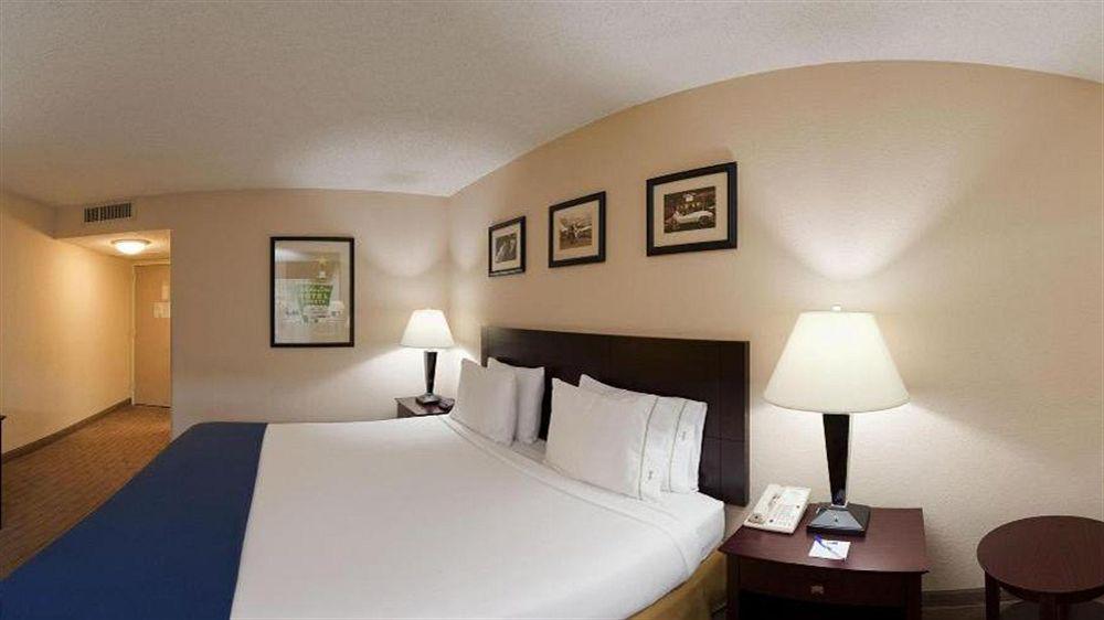 Hotel Express Little Rock-airport By Ihg