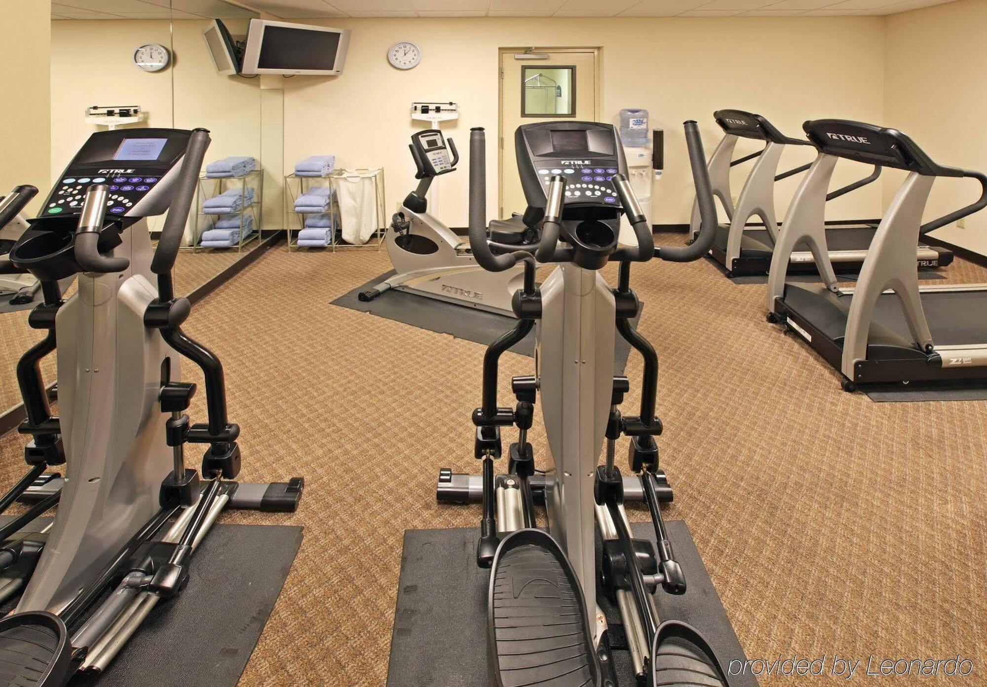 Express Little Rock-airport By Ihg Hotel 2*